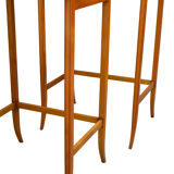 Quatuor de tables en bois de satin de l'époque édouardienne