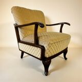 Vintage wooden armchair / club chair