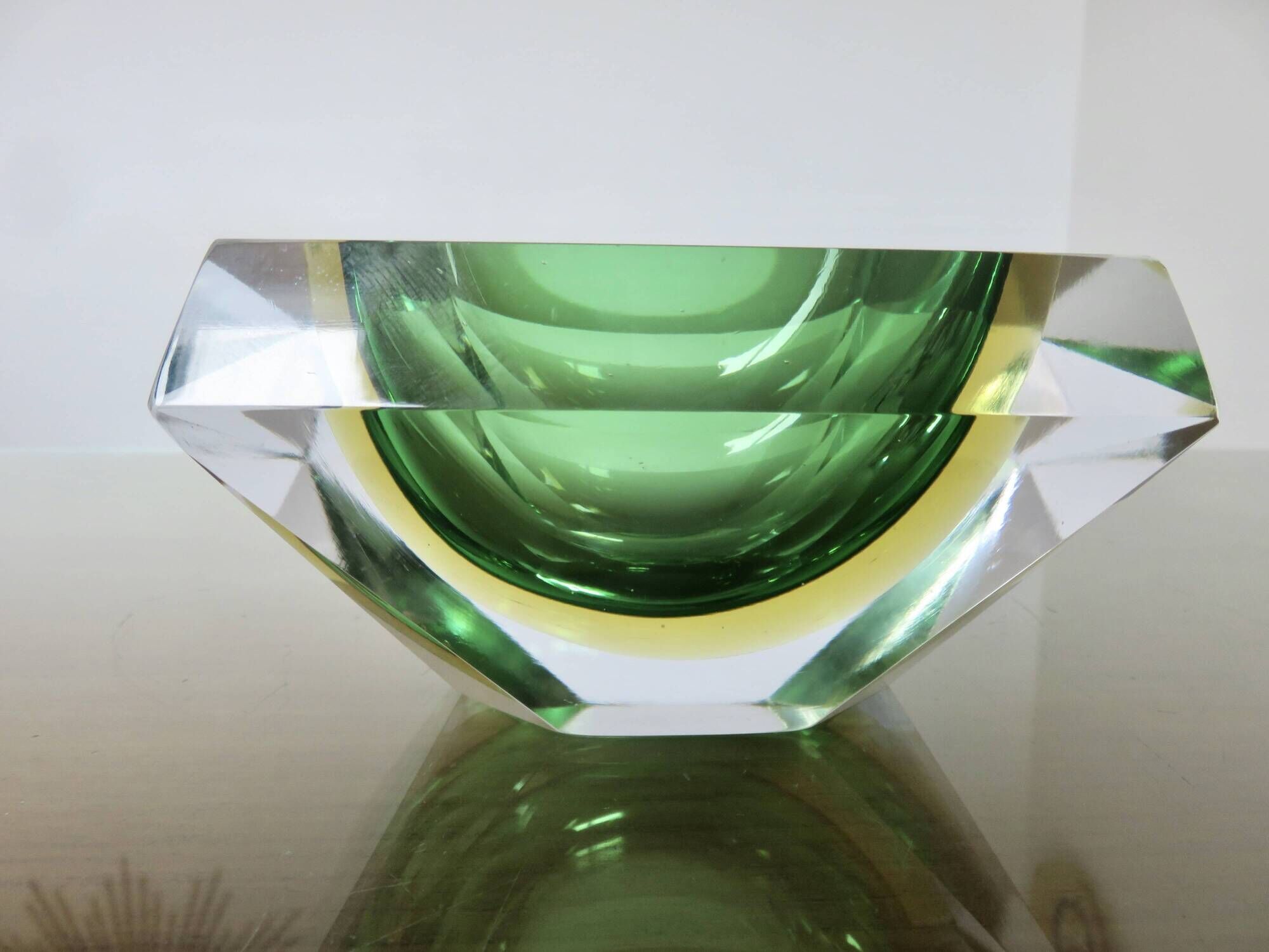 Murano Sommerso glass ashtray, by Flavio Poli for Seguso, 1960