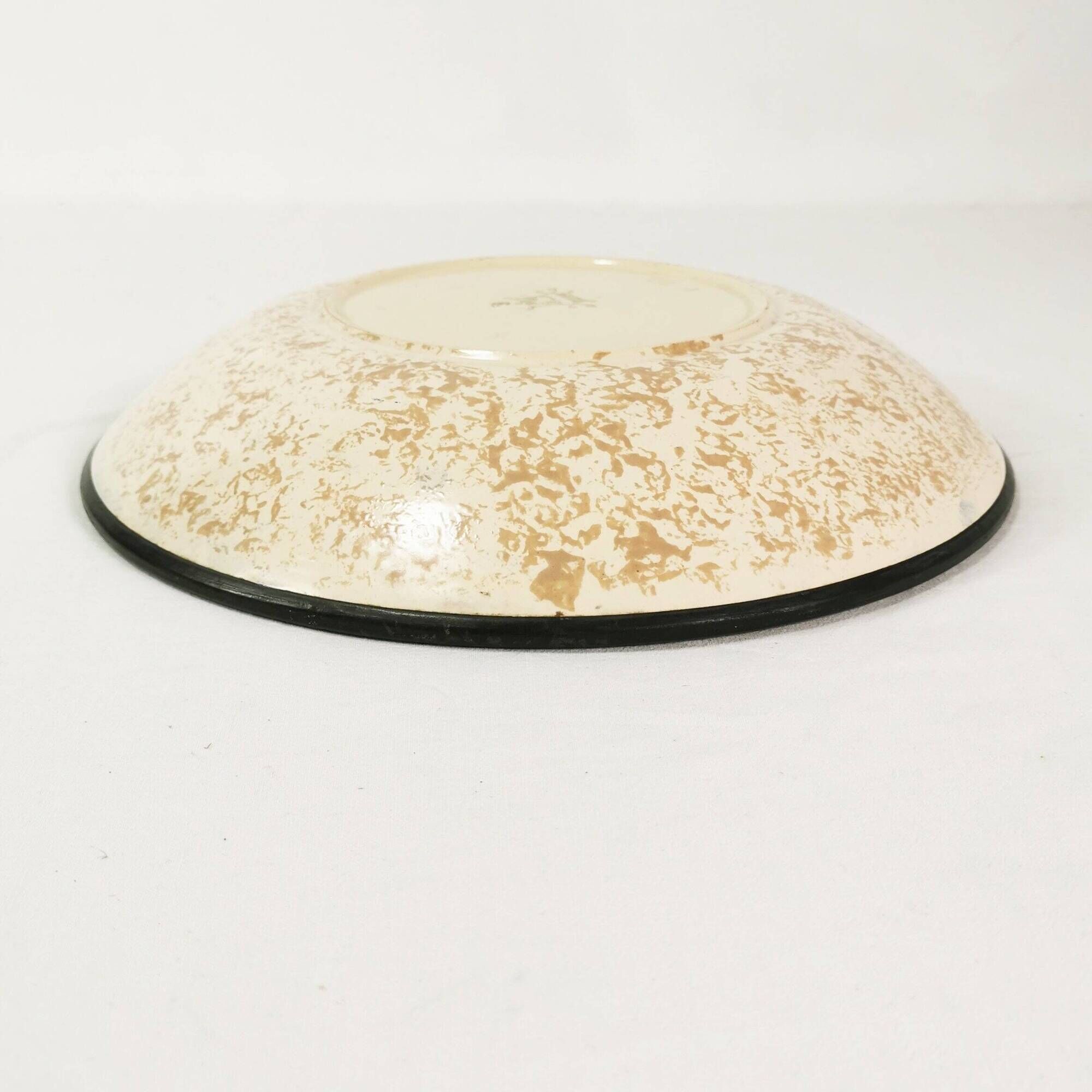 Large Art Deco ceramic plate, designed by Raymond Chevallier for Boch Frère