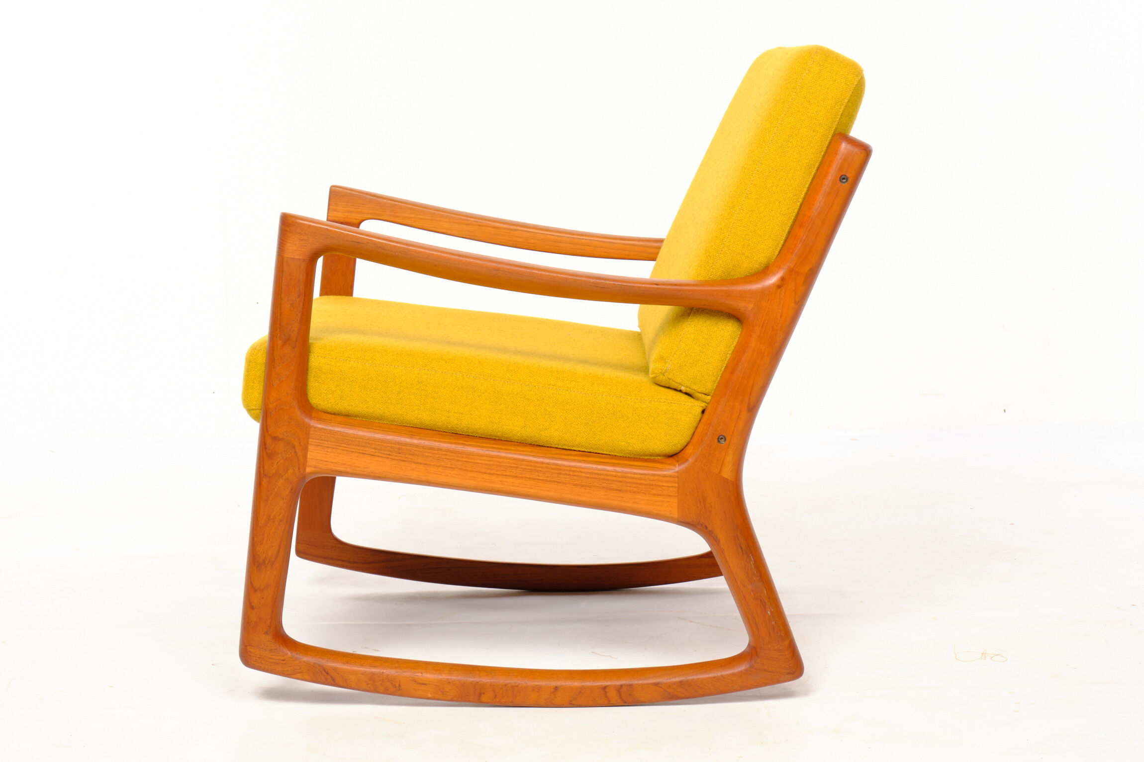 Rocking-chair en teck Ole Wanscher pour France & Son Danemark vintage années 60