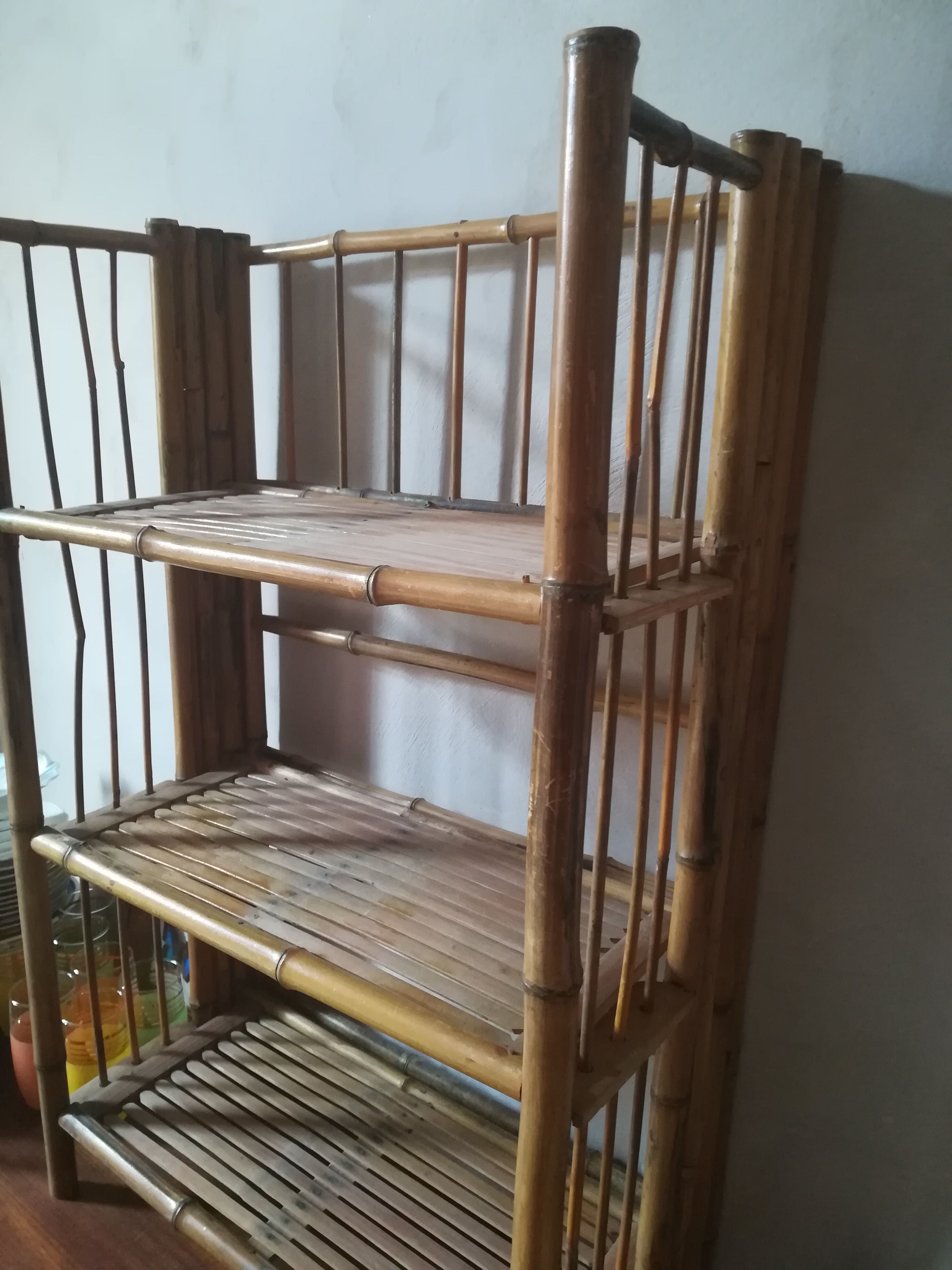 Bamboo folding shelf