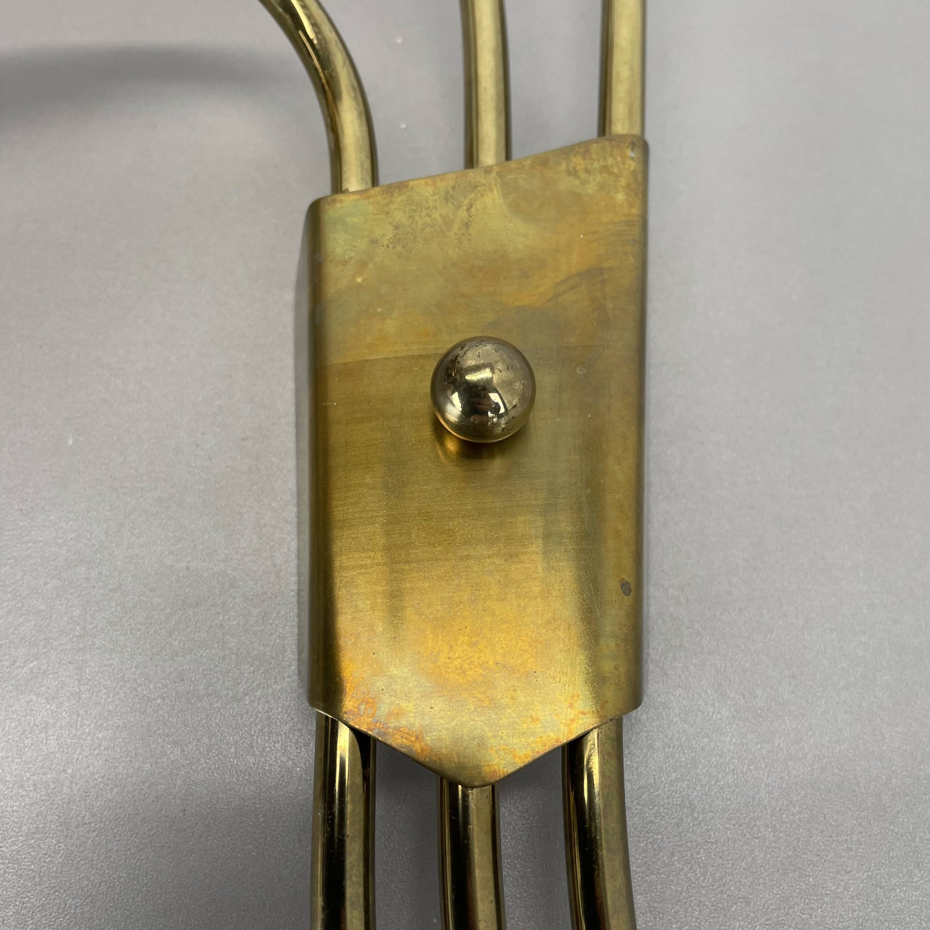 rare minimalist 53cm Brass Stilnovo Style Theatre Wall Light Sconce, Italy 1950s