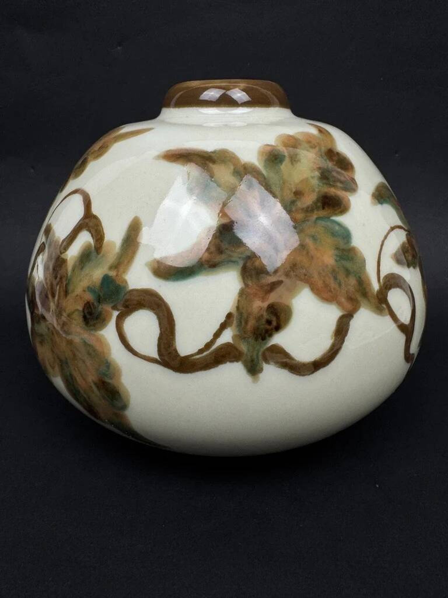 Tharaud Limoges, round vase with hand-painted foliage decoration, Art Nouveau