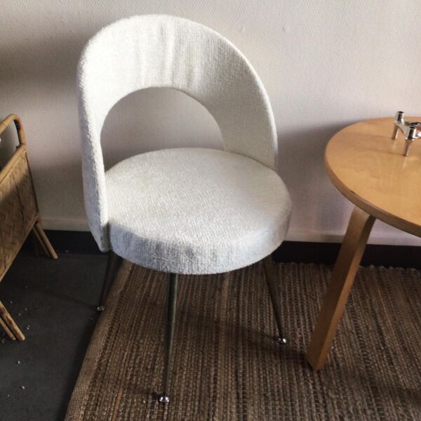 Chaise tonneau Pelfran