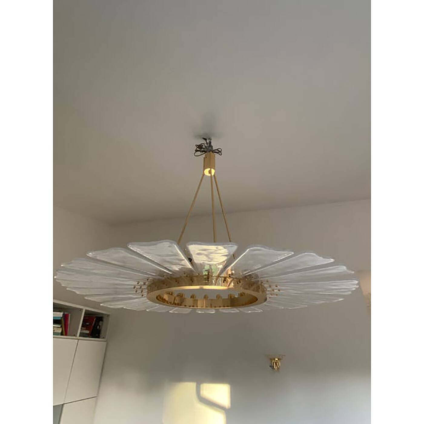 Contemporary Venied-White "Marguerite" Murano Style Glass Gold Chandelier