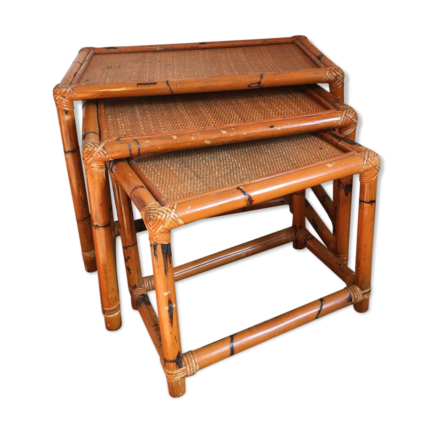 Meubles de poupées commode - France