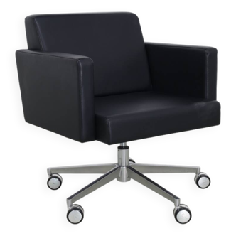 Fauteuil Lounge en Cuir et Chrome par Poltrona Frau, années 90