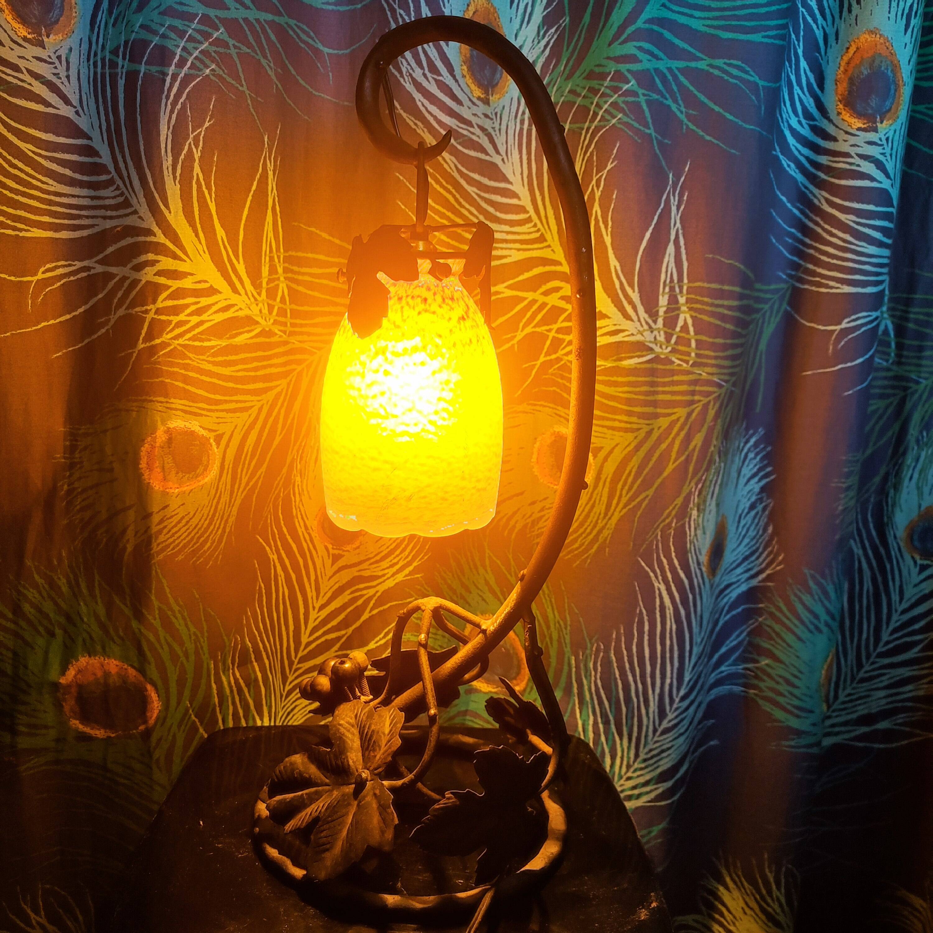 Art Nouveau table lamp