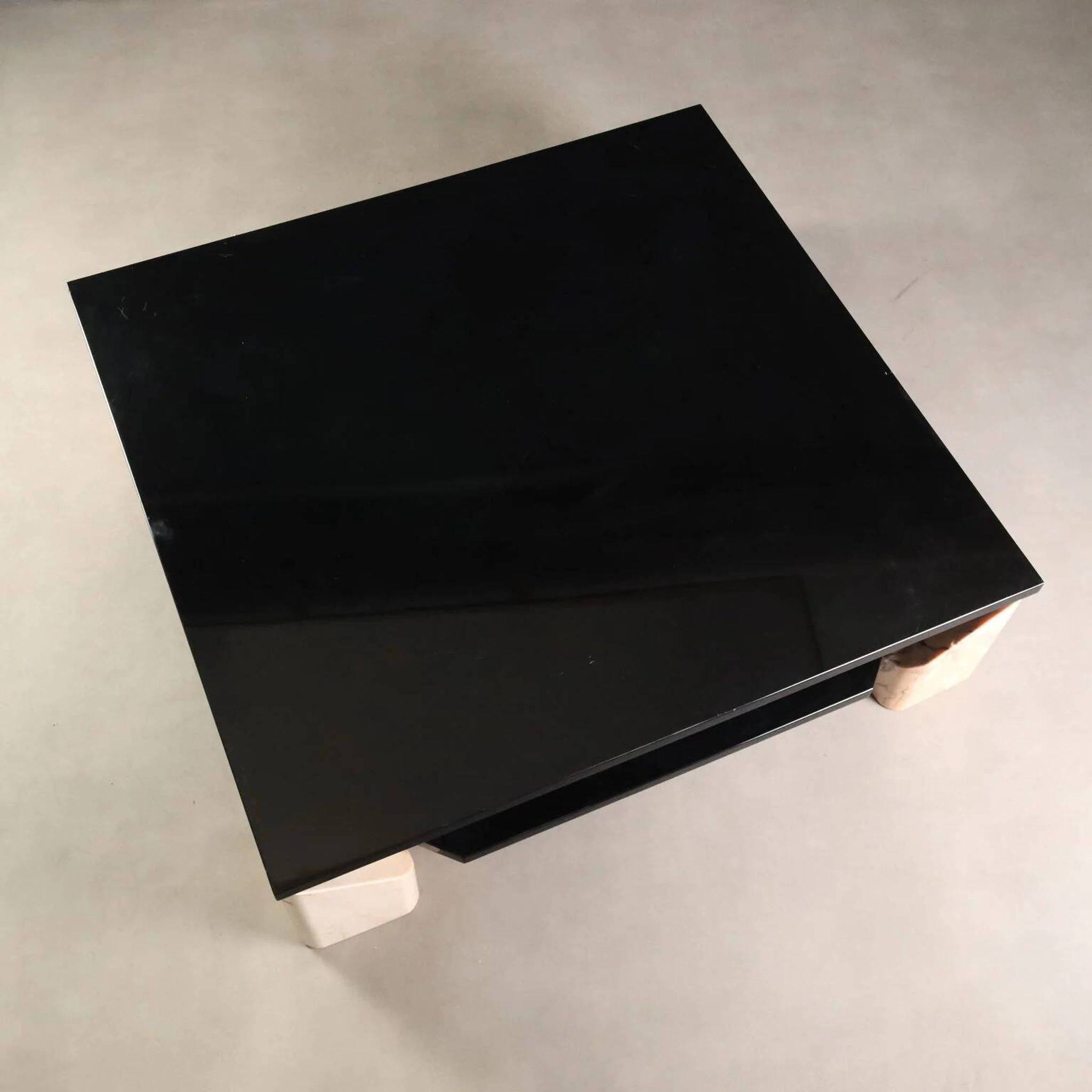 Vintage coffee table in pink marble and lacquered wood, 1970s design.