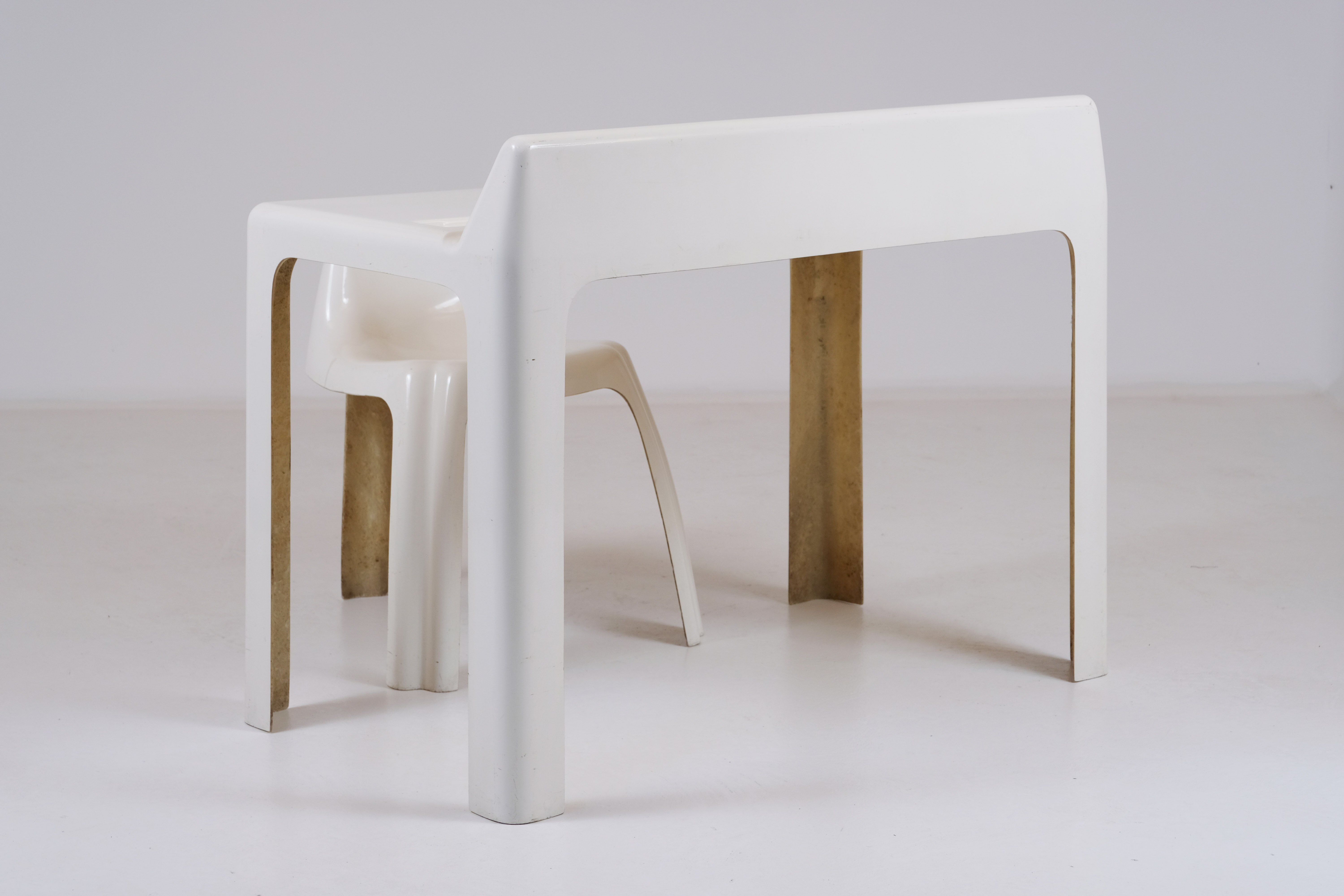 Study" desk and chair set by Patrick Gingembre 1971