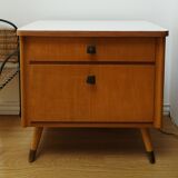 Table de chevet
