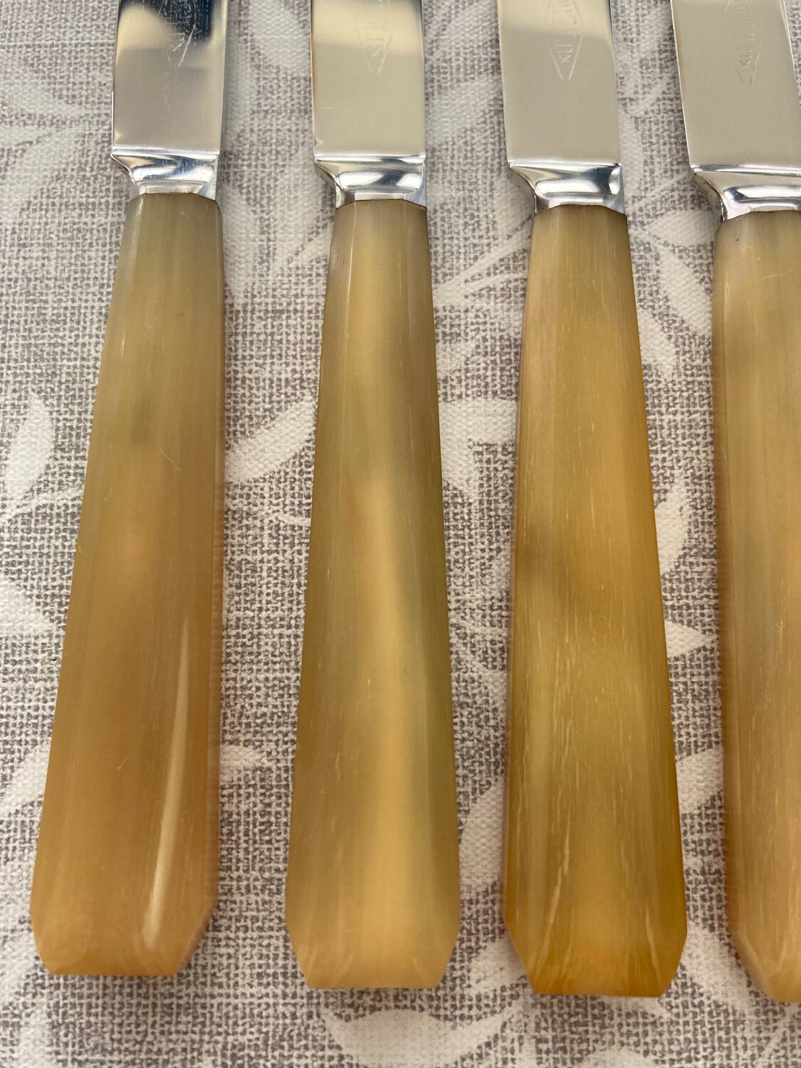 Set of 11 small knives L20cm