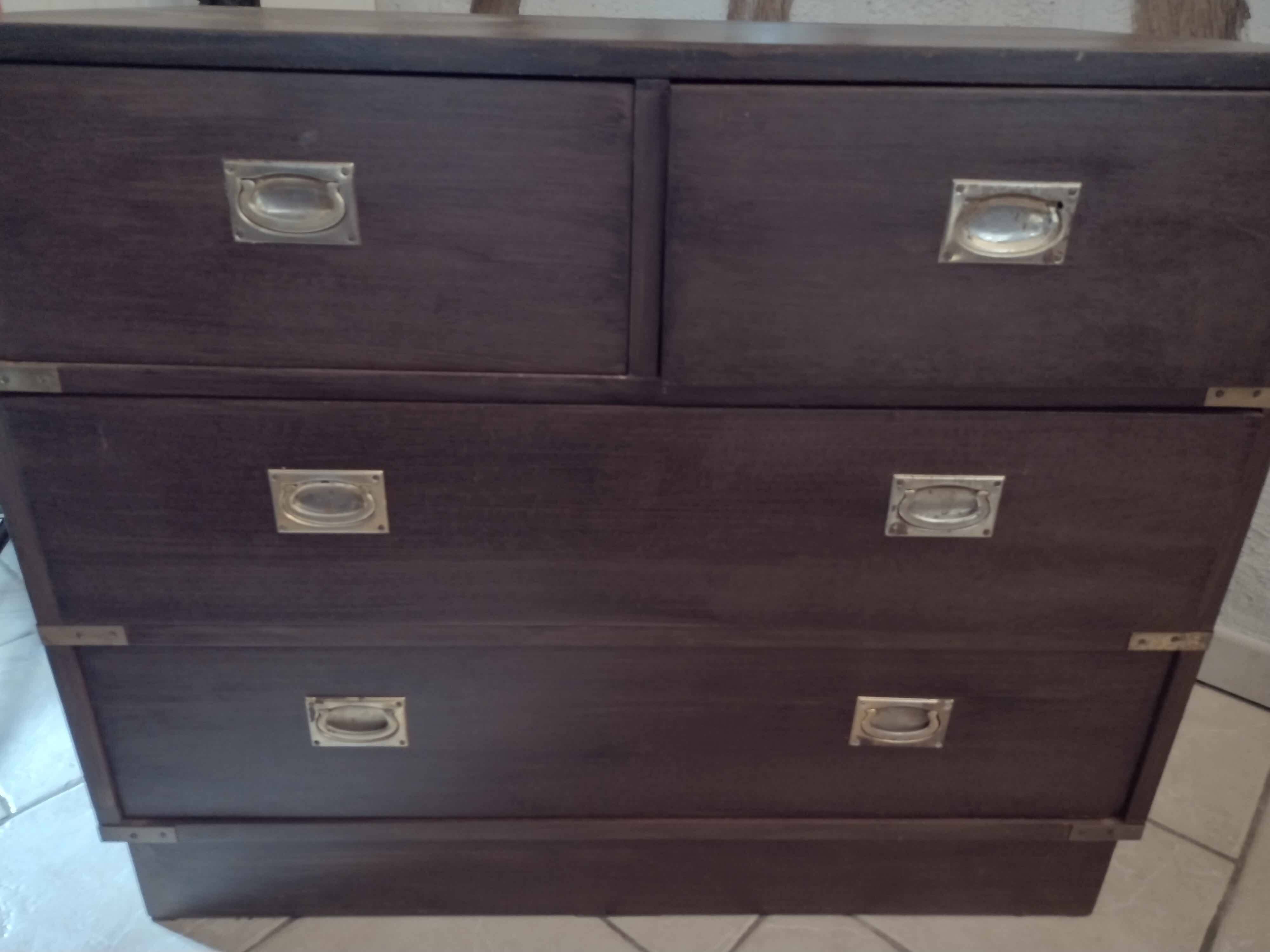 Commode marine
