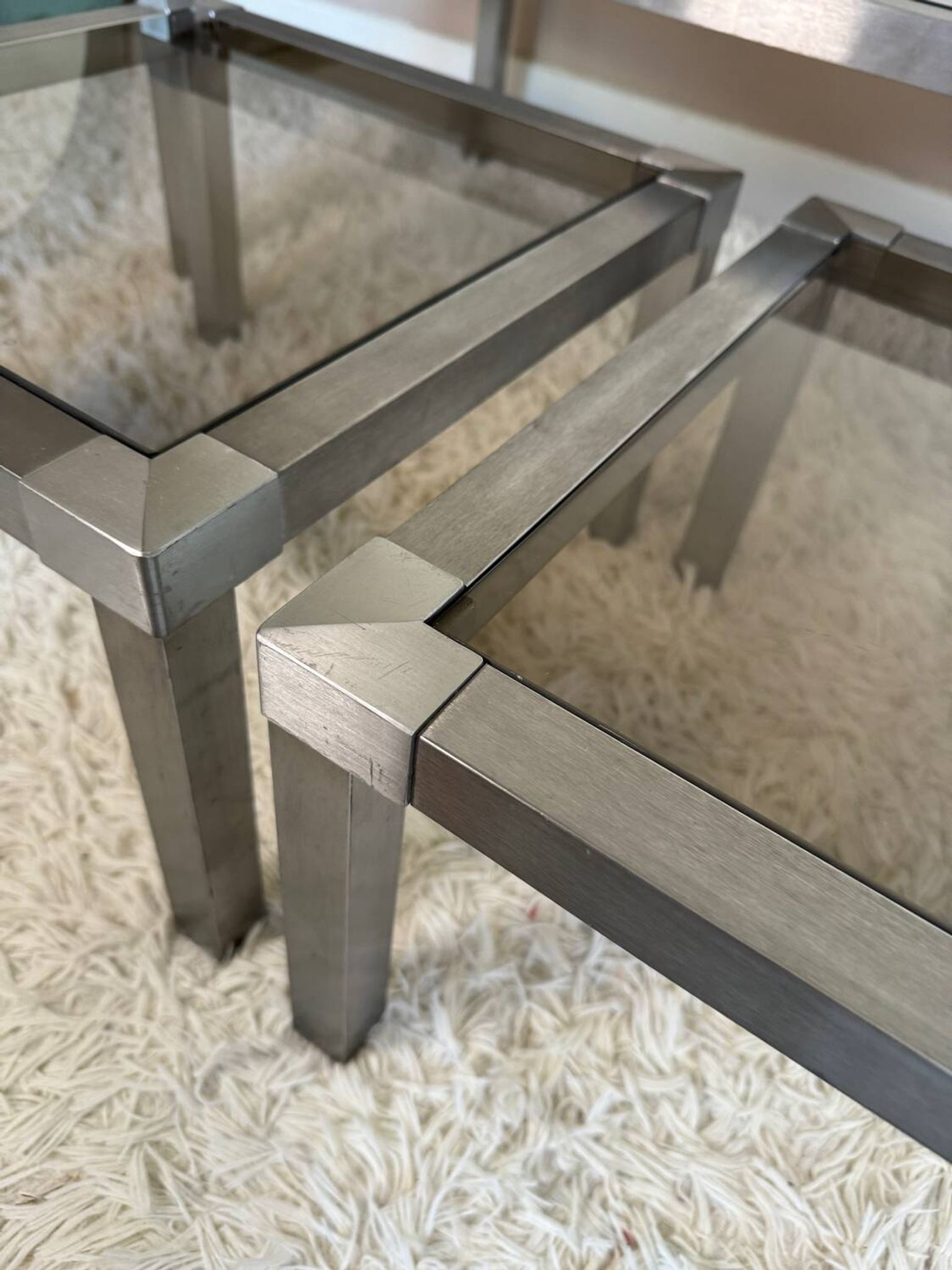 Table basse acier brossé design années 70 et gigognes