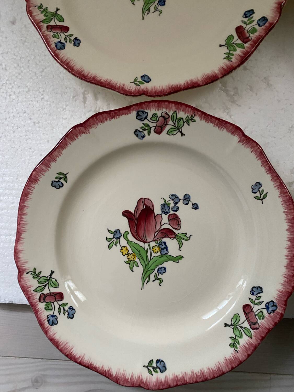 Service 6 assiettes plates gien lorraine fleurs peintes à la main