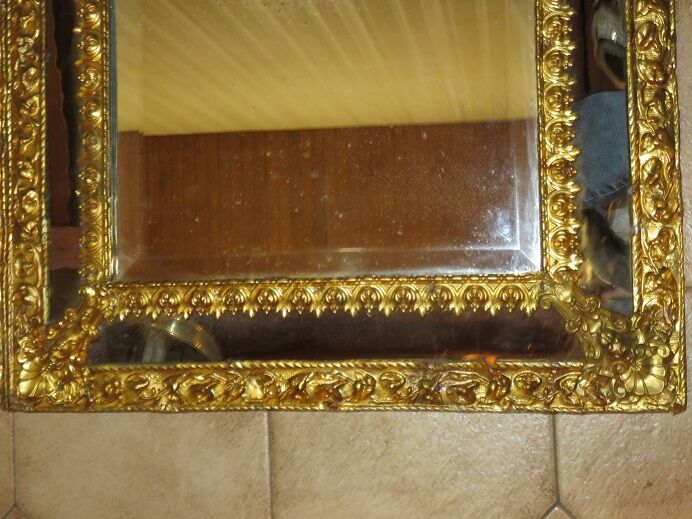 Parecloses repulsed brass mirror 82x48cm