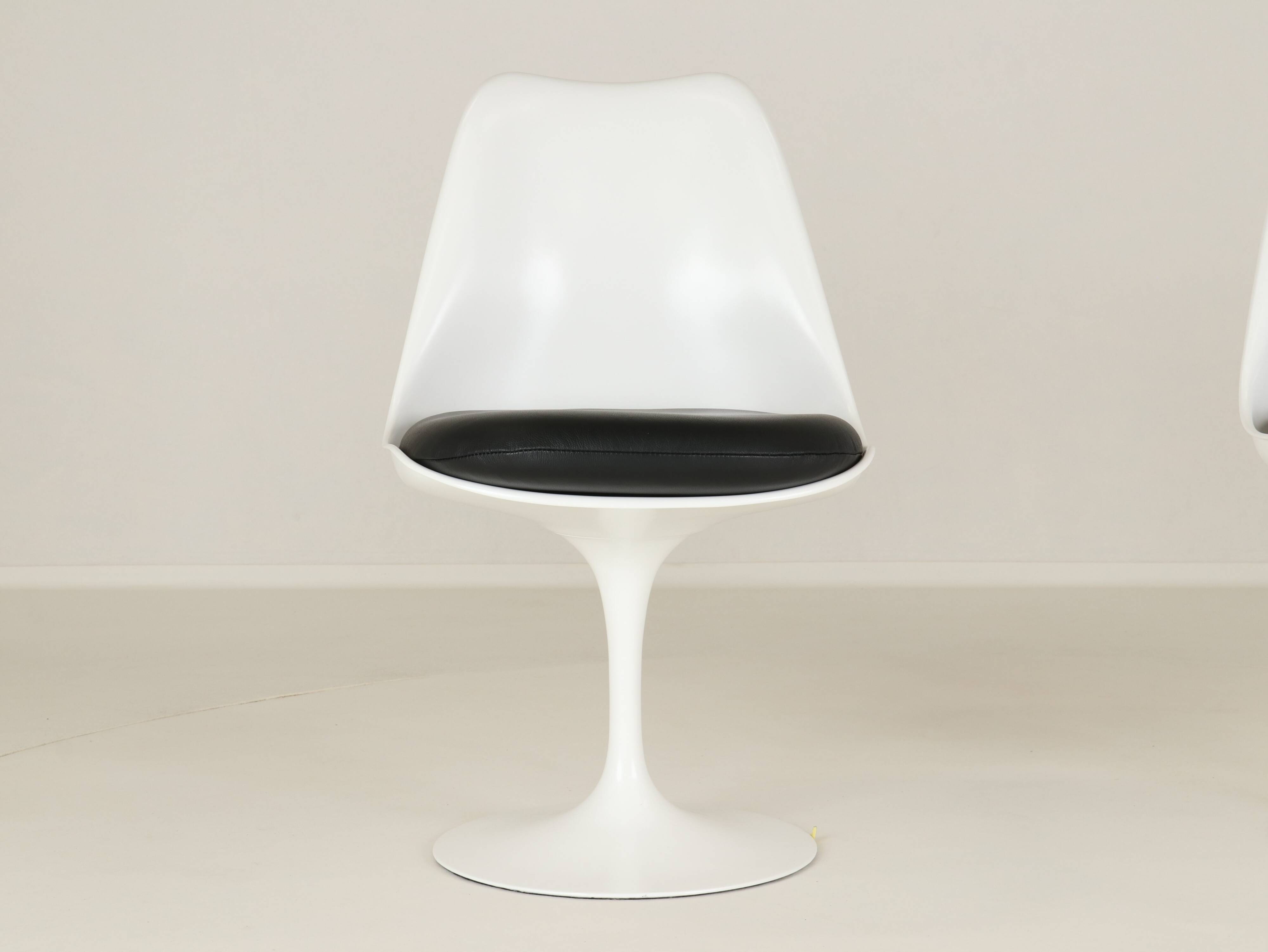 Tulip chair by Eero Saarinen for Knoll International U.S. 1960