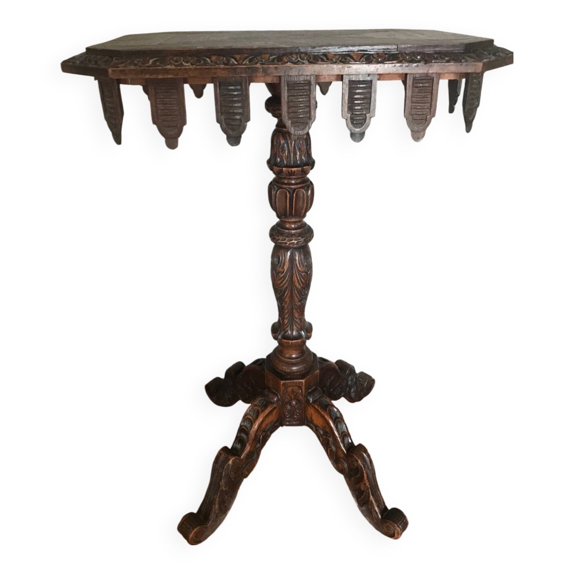 Very beautiful neo-Gothic bench