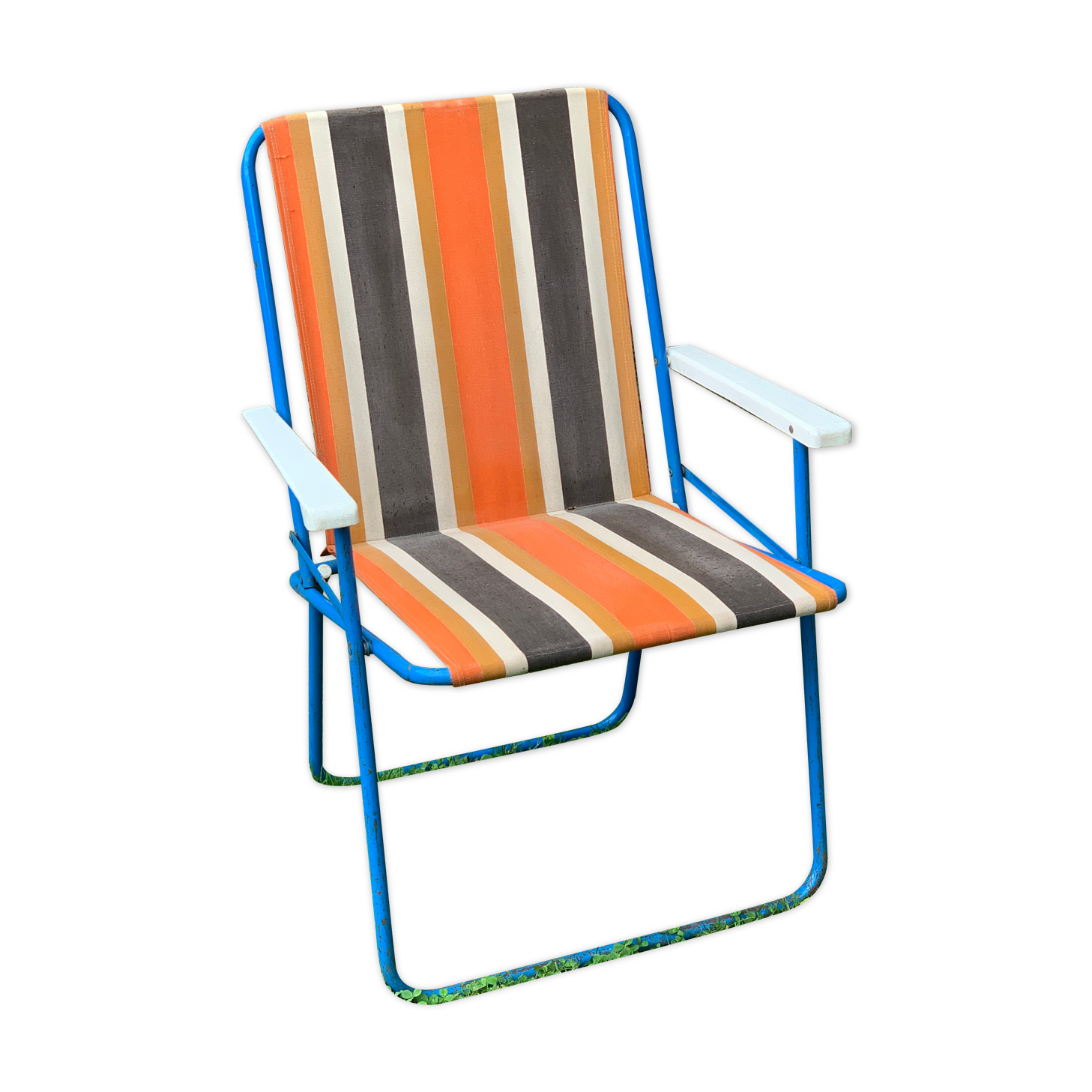 Folding camping chair