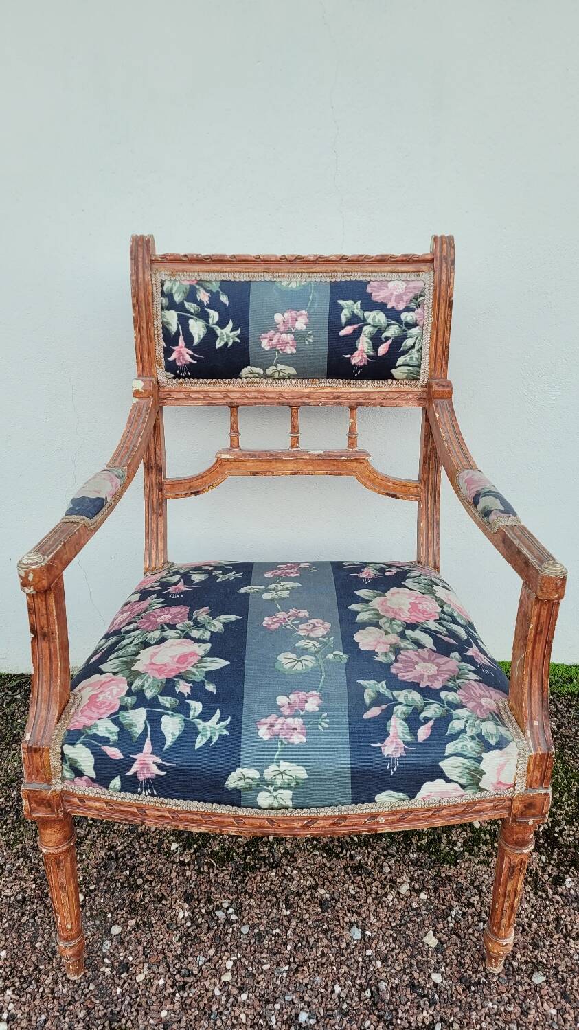 Antique Louis Xvi style armchair 1900s Fleuris fabrics