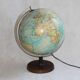 Globe terrestre vintage 1970