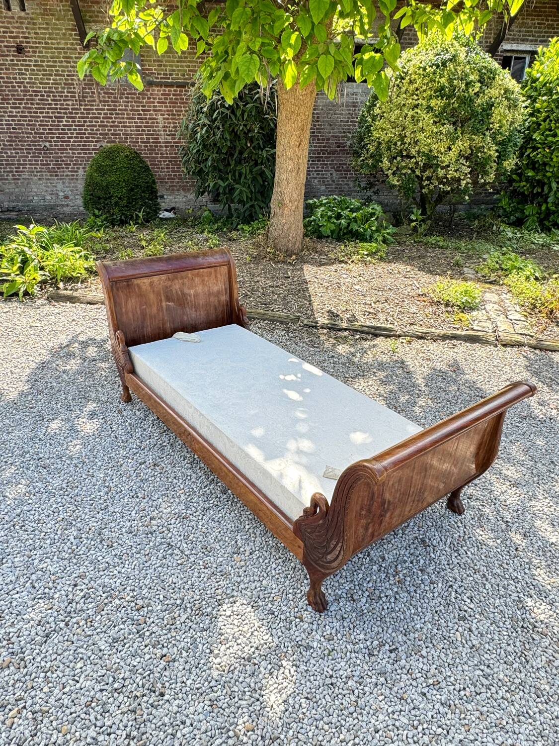 Bench, Rest Bed In Mahogany With Swan Neck Empire Style XIX Eme Century