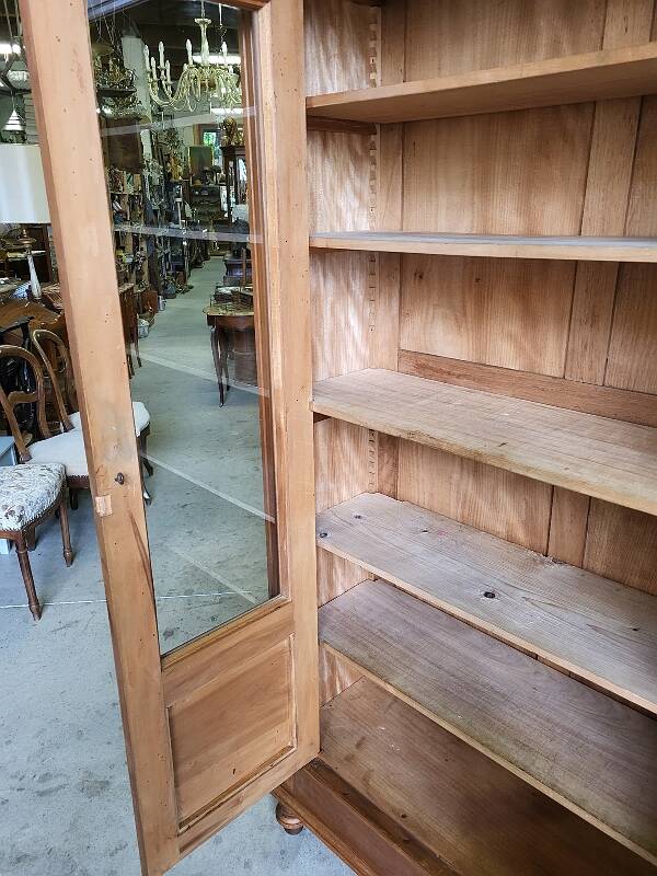 Bookcase showcase 2 doors 1900 in blond walnut