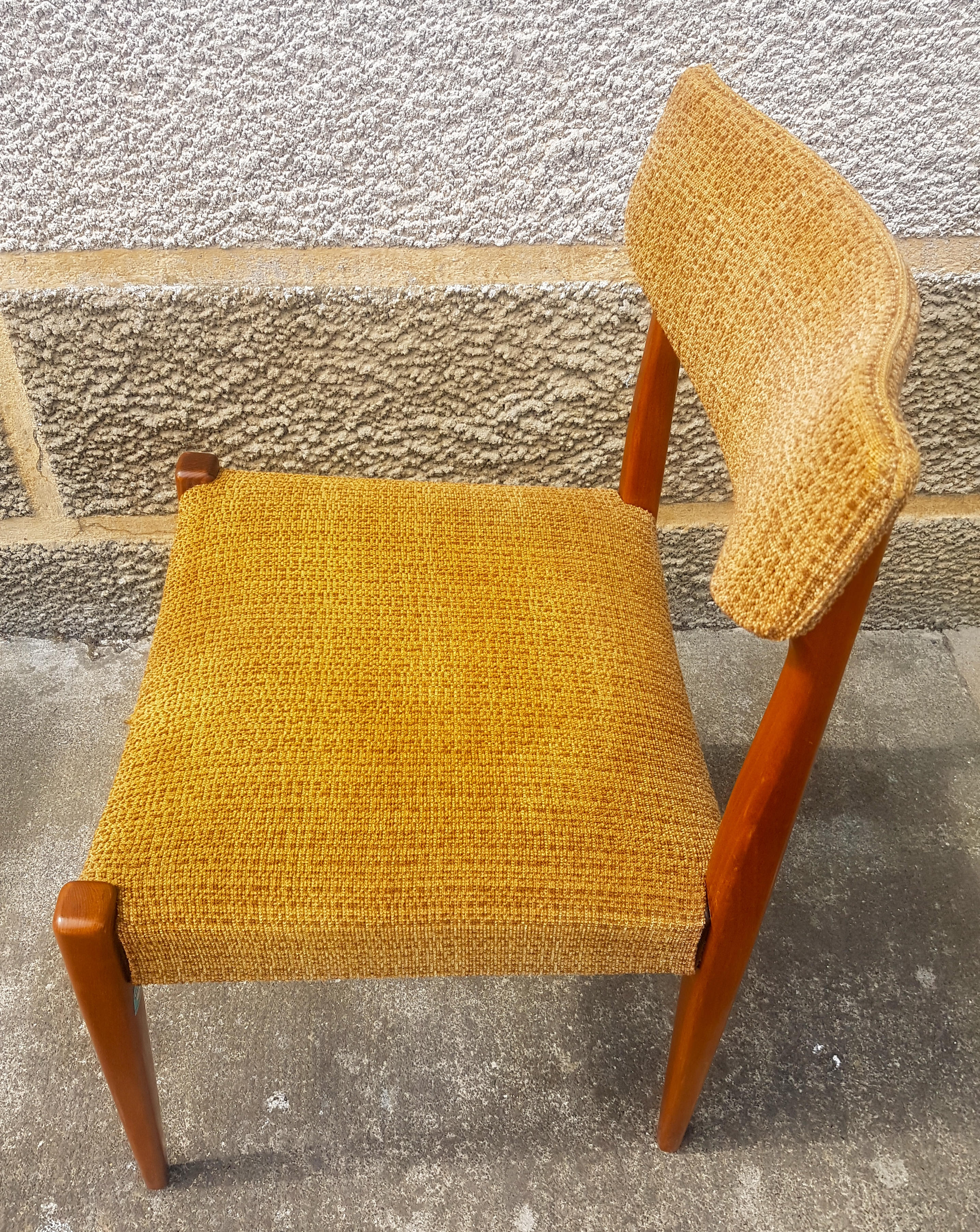Pair of chairs mustard color, 60s/70s