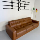 Vintage 1970s De Sede DS-40 camel leather 3-seater sofa.