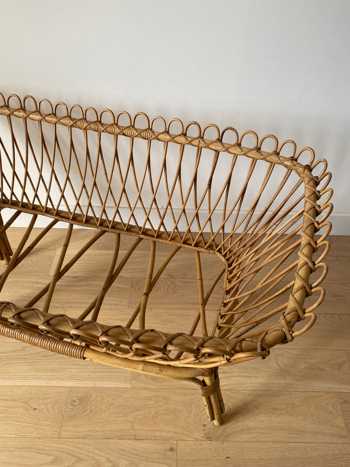 Wicker crib