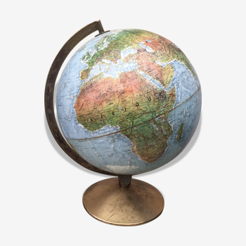 Globe terrestre en relief scan globe
