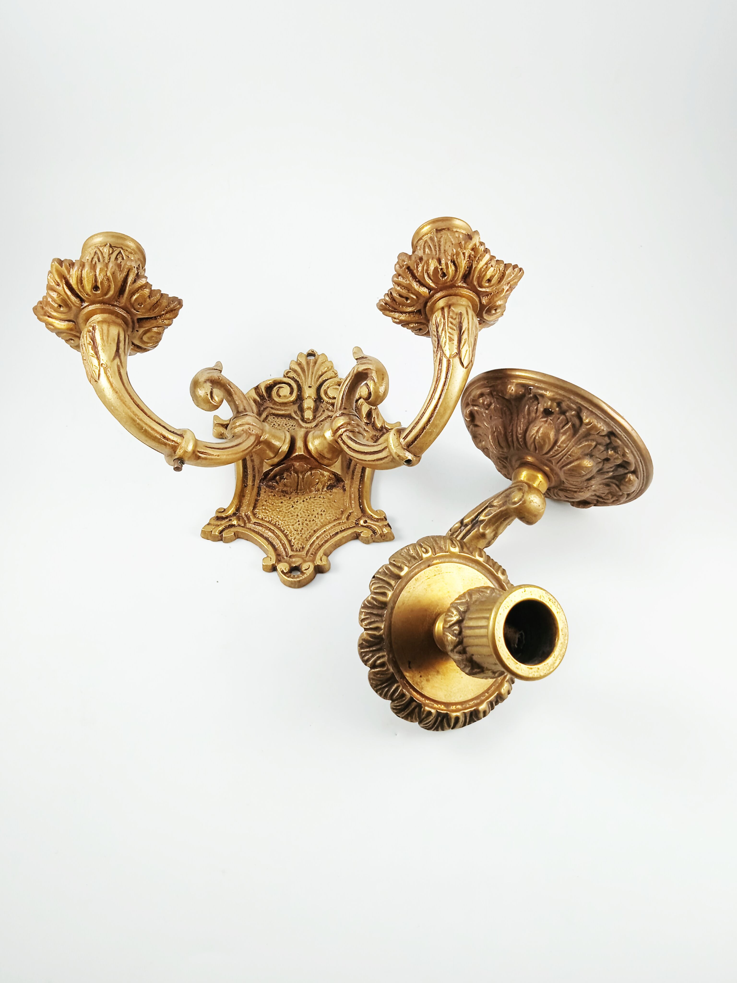 Set of 2 old candlestick sconces in bronze