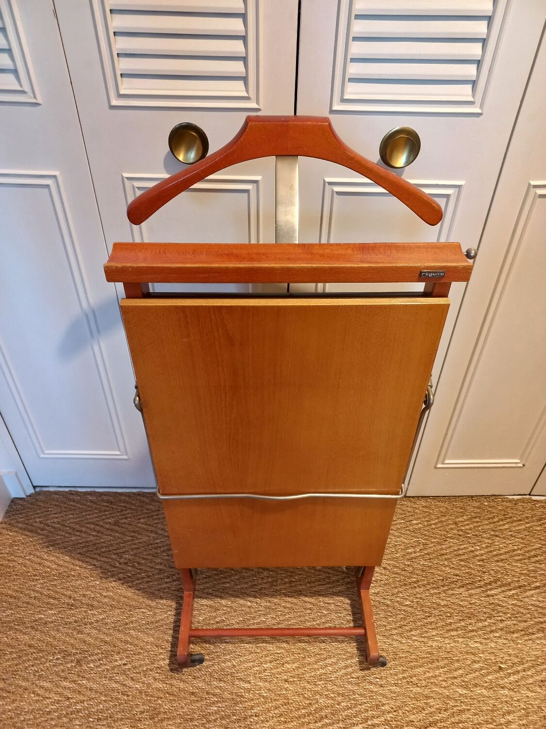 Valet de chambre Reguitti