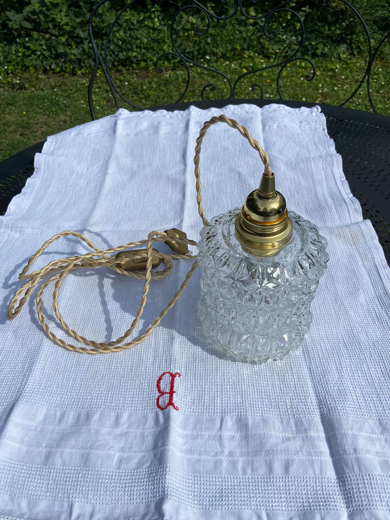 Vintage origami globe player 1970