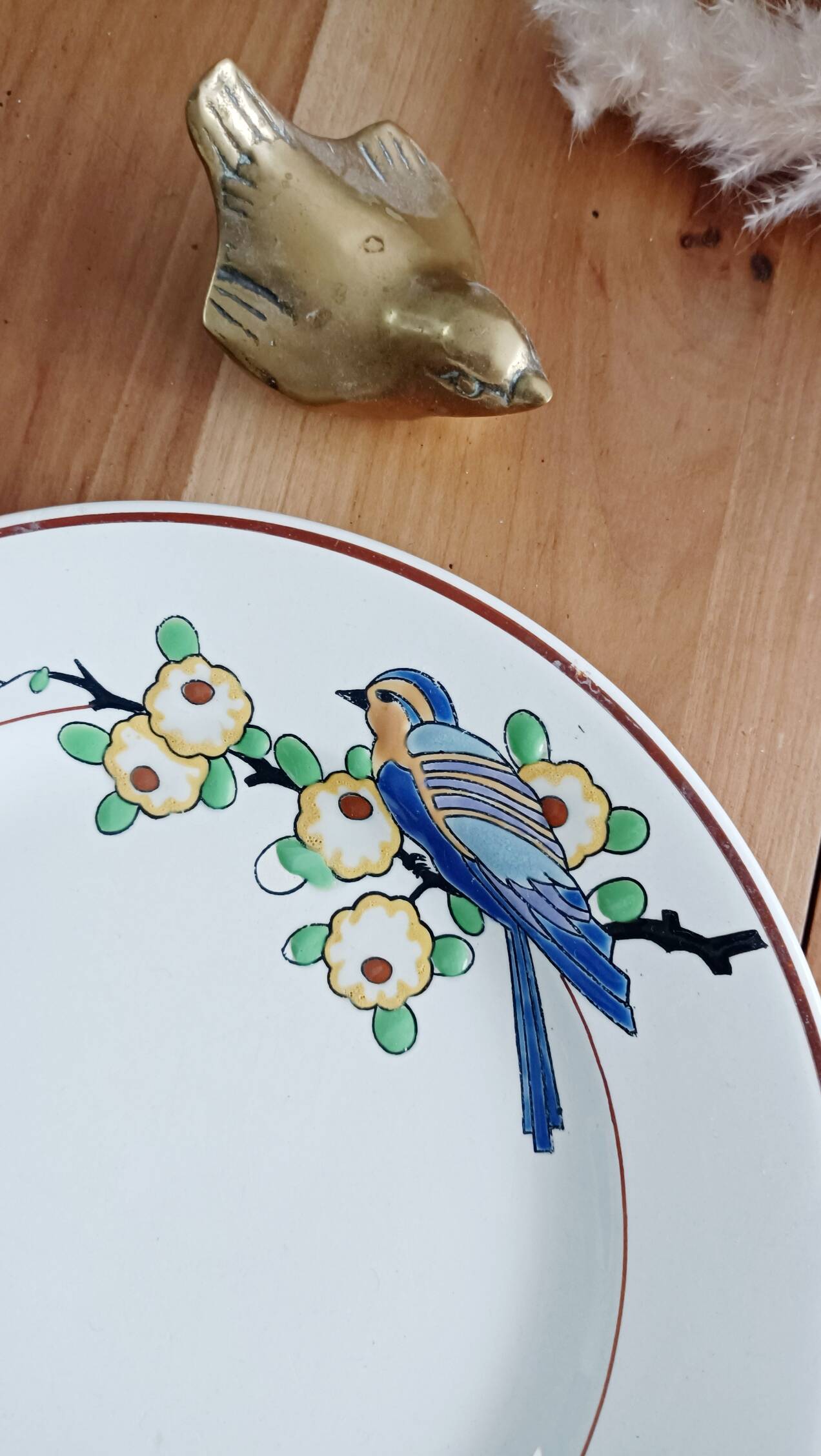 Longwy flat plate, Bird