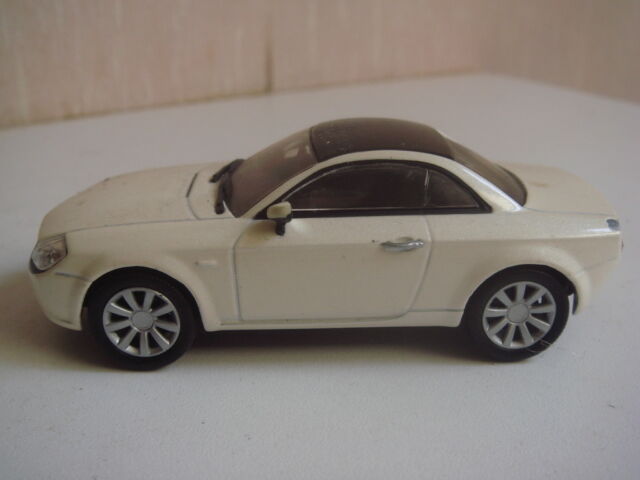 Norev collection lancia fulvia futura coupe 2003