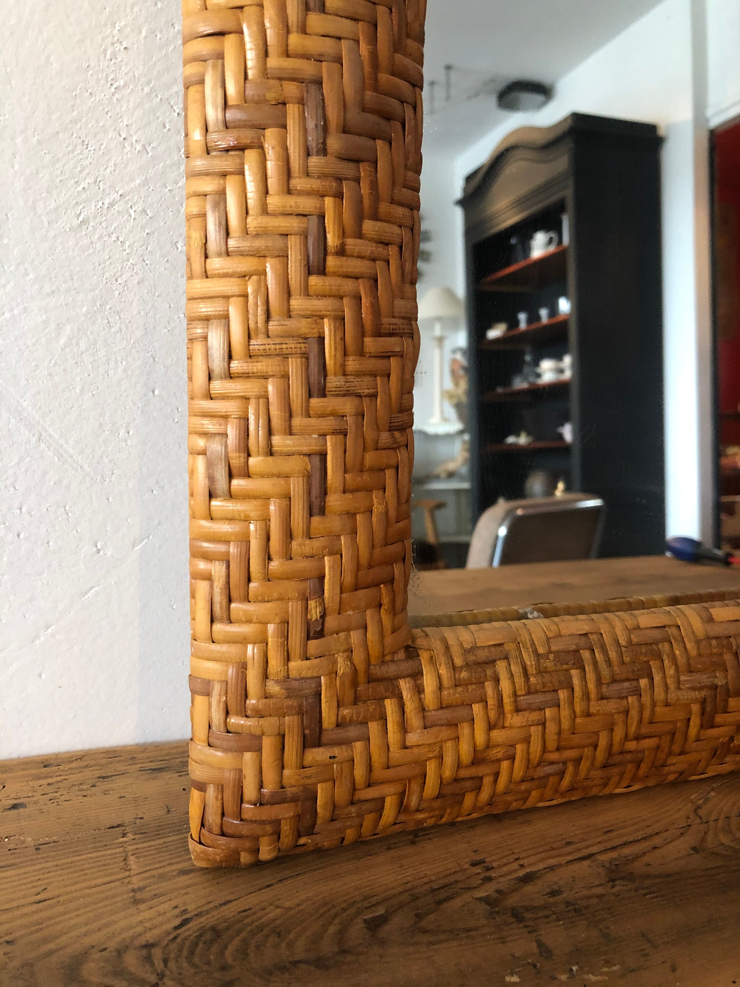 Braided rattan mirror 40 x 52 cm