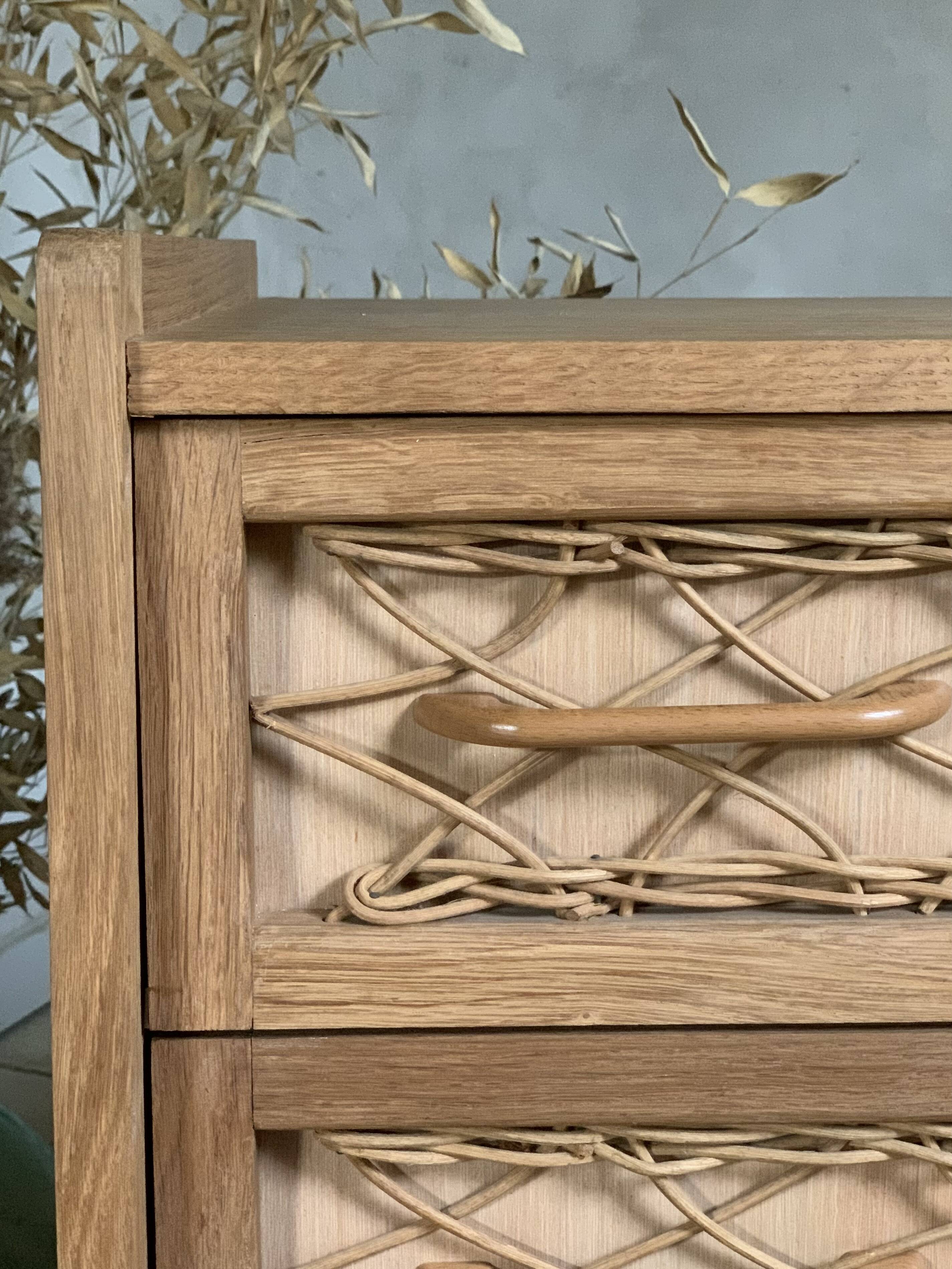 Commode vintage en chêne et rotin