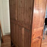 Louis Philippe wardrobe