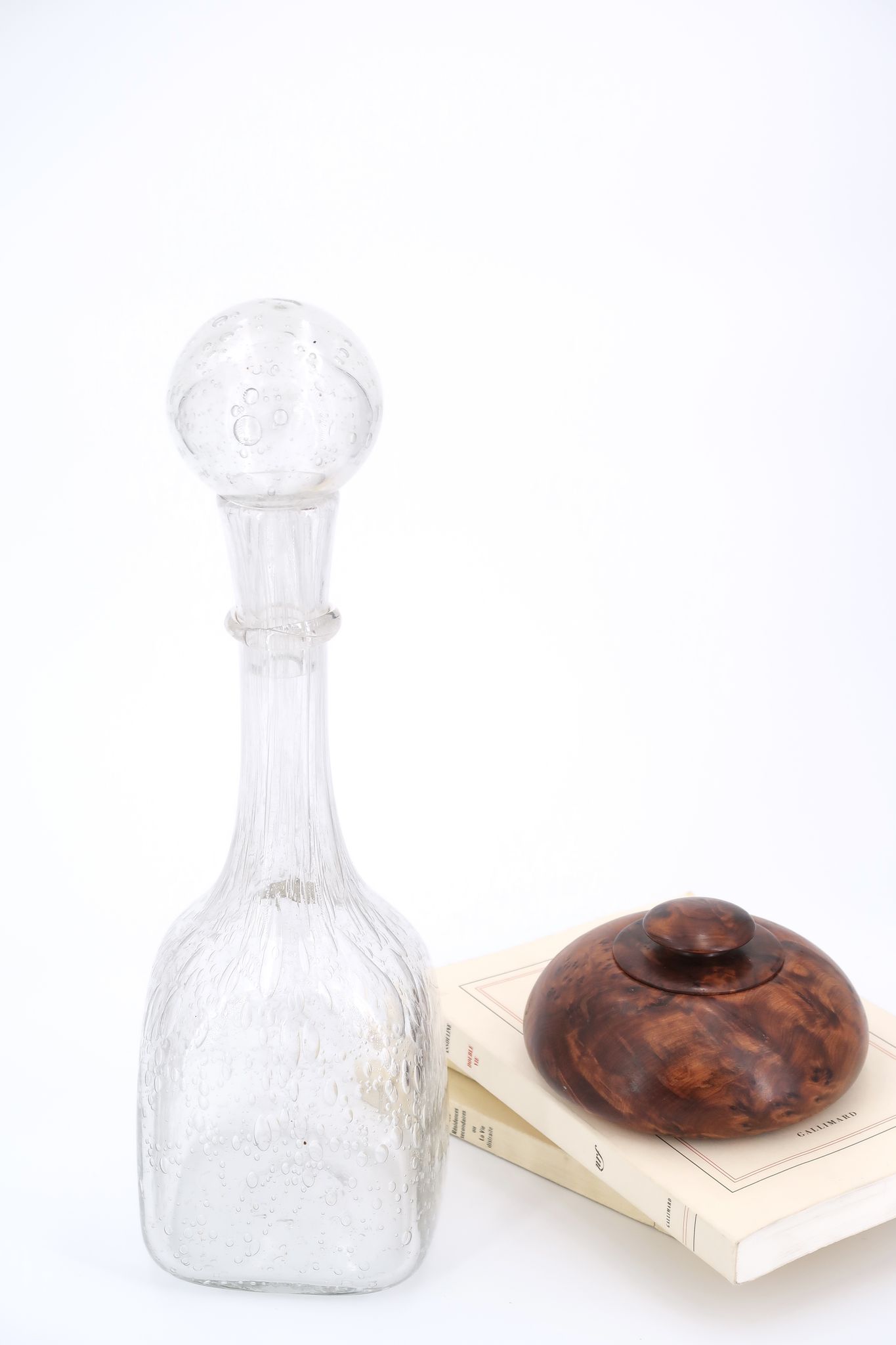 Carafe en verre bullé transparent La Rochère, années 70