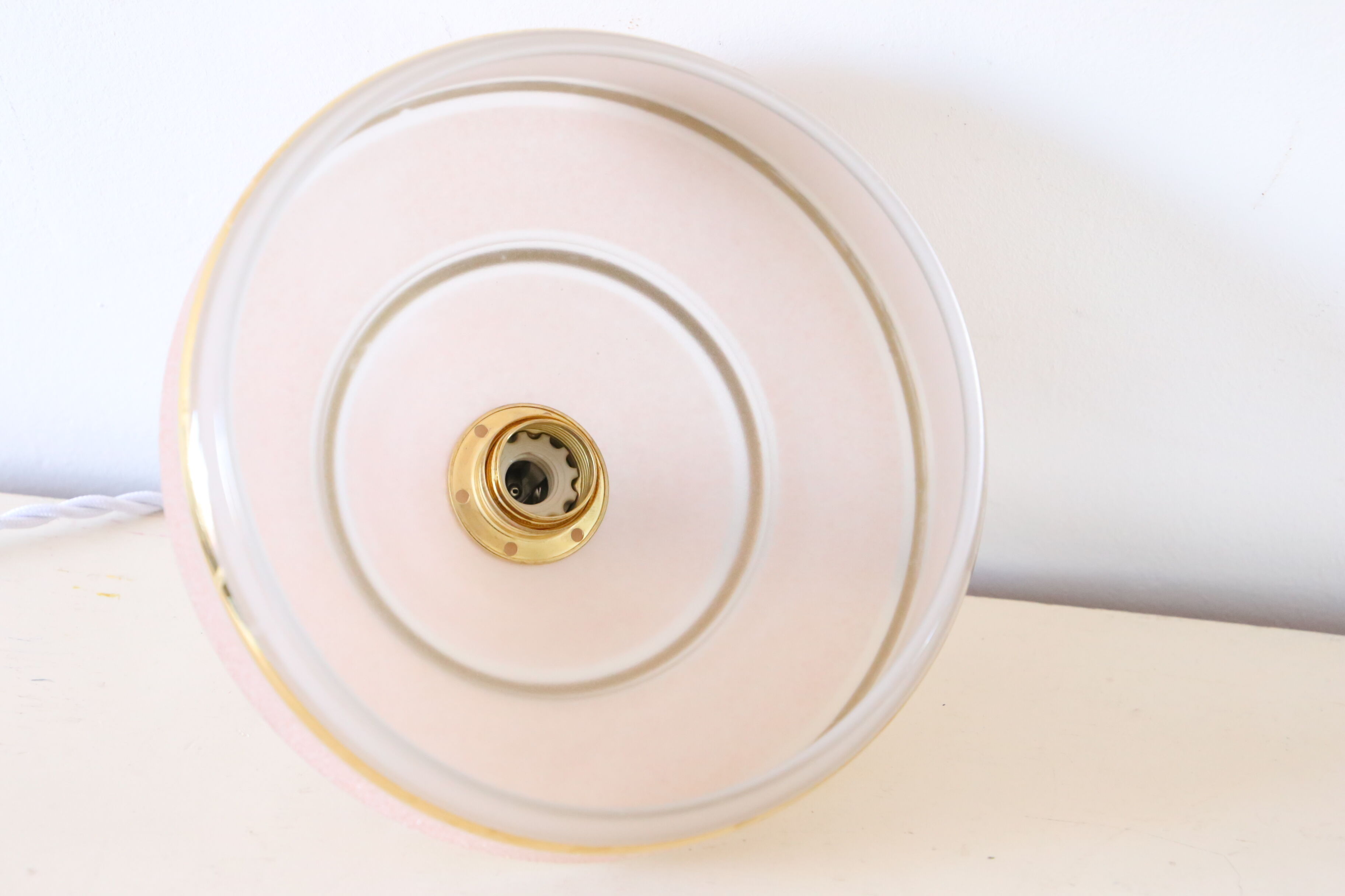 Hanging lamp in granite glass, pink and gold, vintage