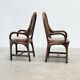 Ensemble de deux chaises d'appoint bohèmes sculpturales