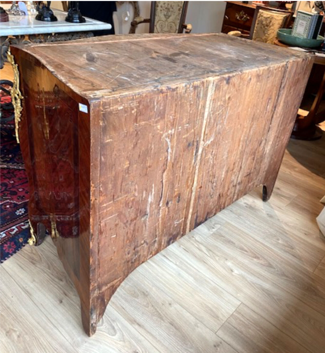 Louis XV period chest of drawers in violet wood.bronze trim