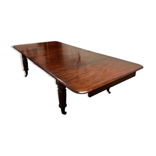Grande table à manger ancienne