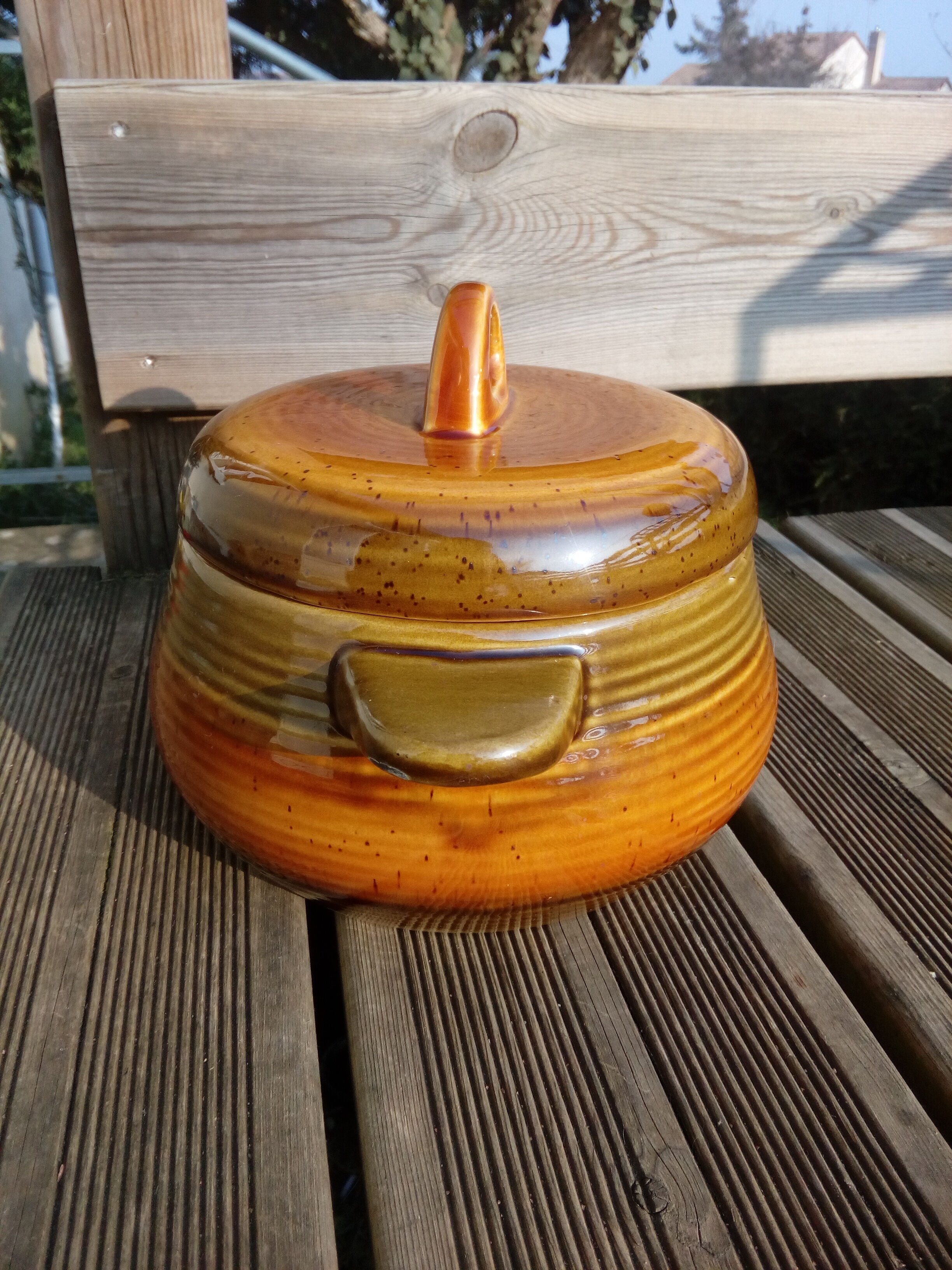 Pot Saint Amand model Marion enamel ceramic