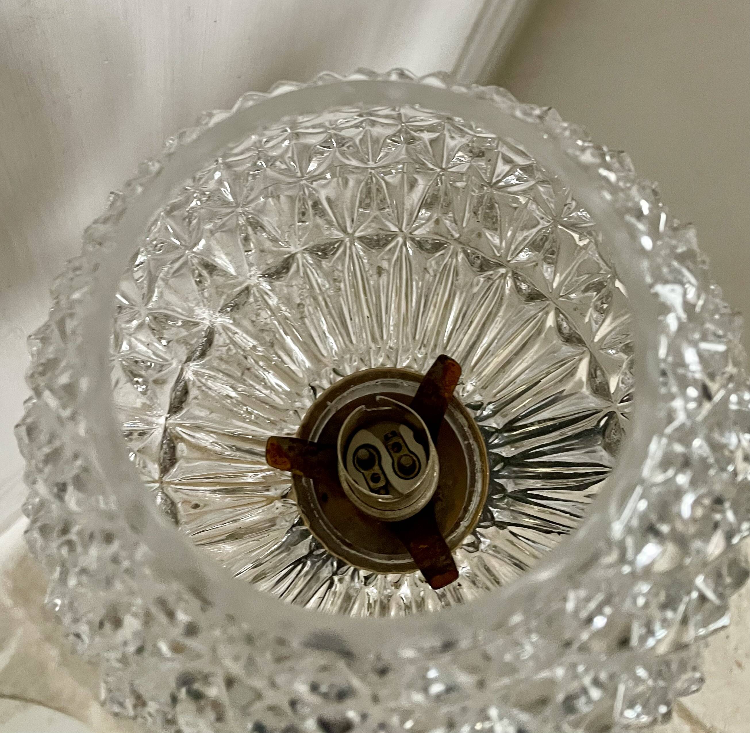 Maison Arlus Lunel pendant chandelier in brass and chiseled glass