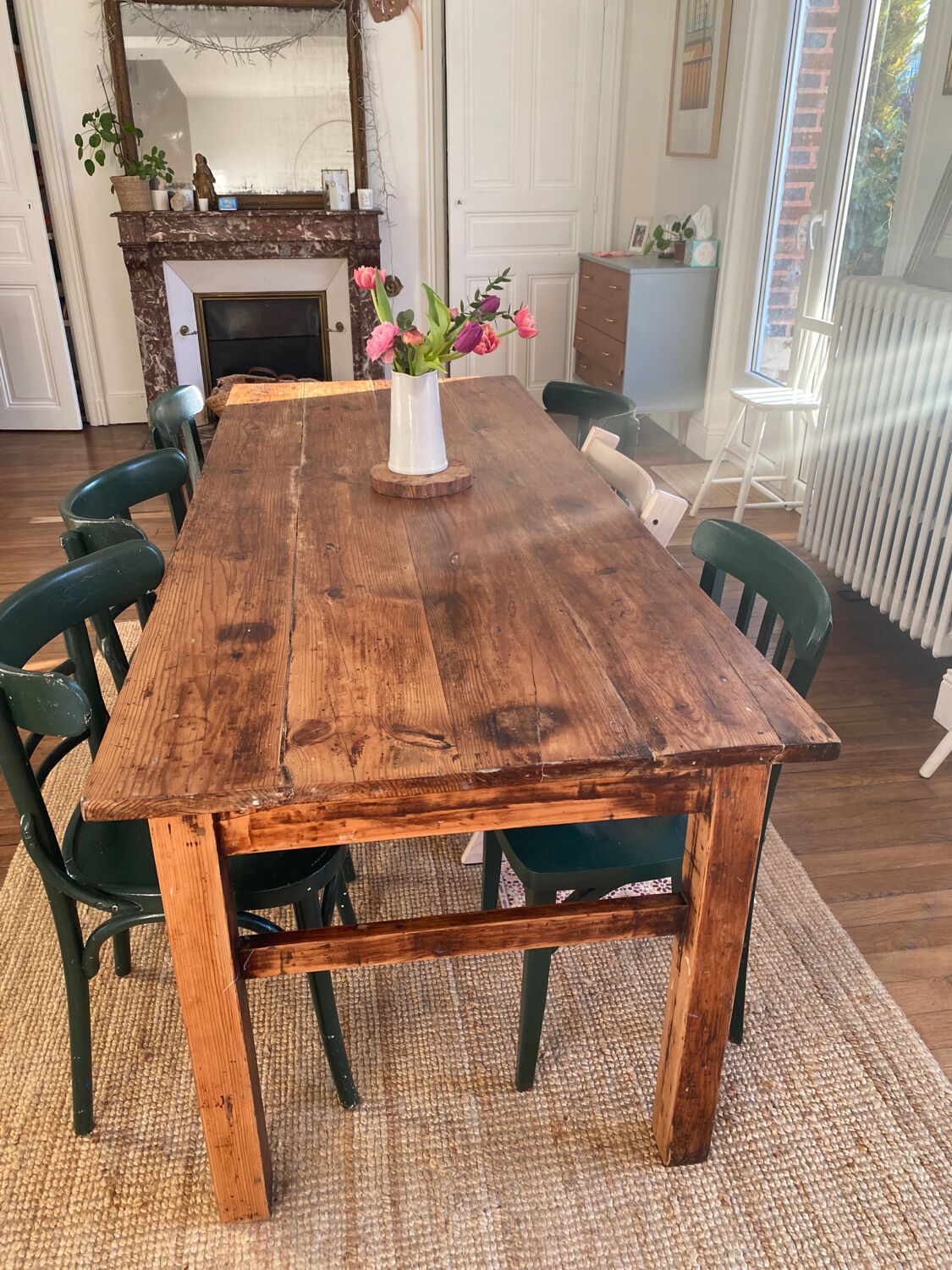 Farm table