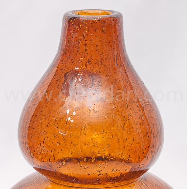 Vase en verre bullé – Biot