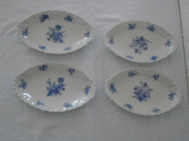 Set de 4 raviers coupelles porcelaine Limoges France fleurs bleues